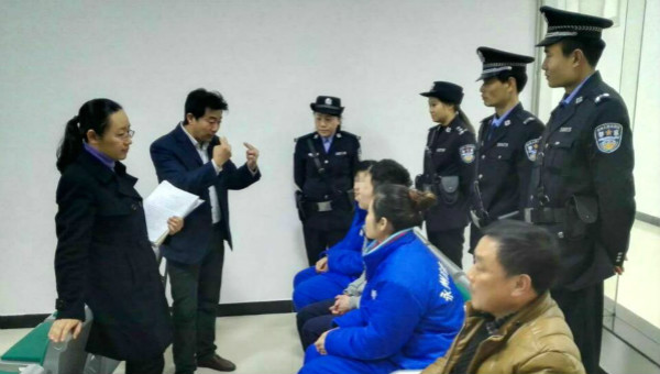 新田法院：为聋哑人开庭请翻译 彰显司法人文关怀